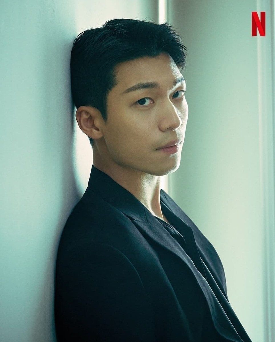 dailyjayvz's tweet photo. Kaya ayoko manuod ng series mabilis ako ma fall. Ang gwapo ba naman ni WI Ha-joon. #AutoCrush #SquidGame https://t.co/7KXj2BhQ9B