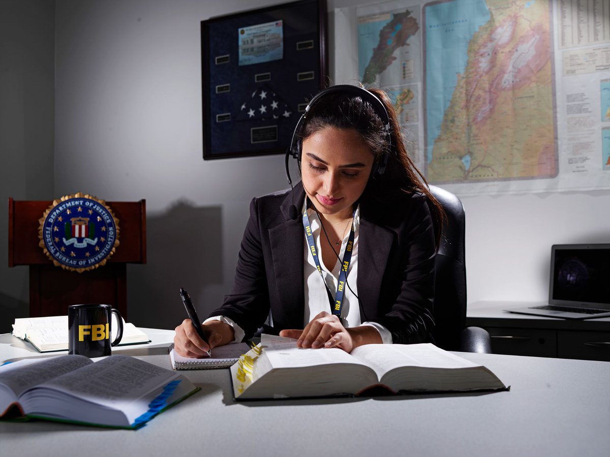FBIRichmond's tweet photo. Interested in law enforcement? Visit with #FBIRichmond recruiters during the @RVANow #CollegeJam event at the @vmfa on 9/29/2021 from 3-6p.m.
#FBIJobs - https://t.co/RLa6J1tvSG

@VCU @VAUnion1865 @RandolphMacon @ReynoldsCollege @urichmond @johntylercc @VSU_1882 
#ChamberRVA https://t.co/UxeXx3E4hd