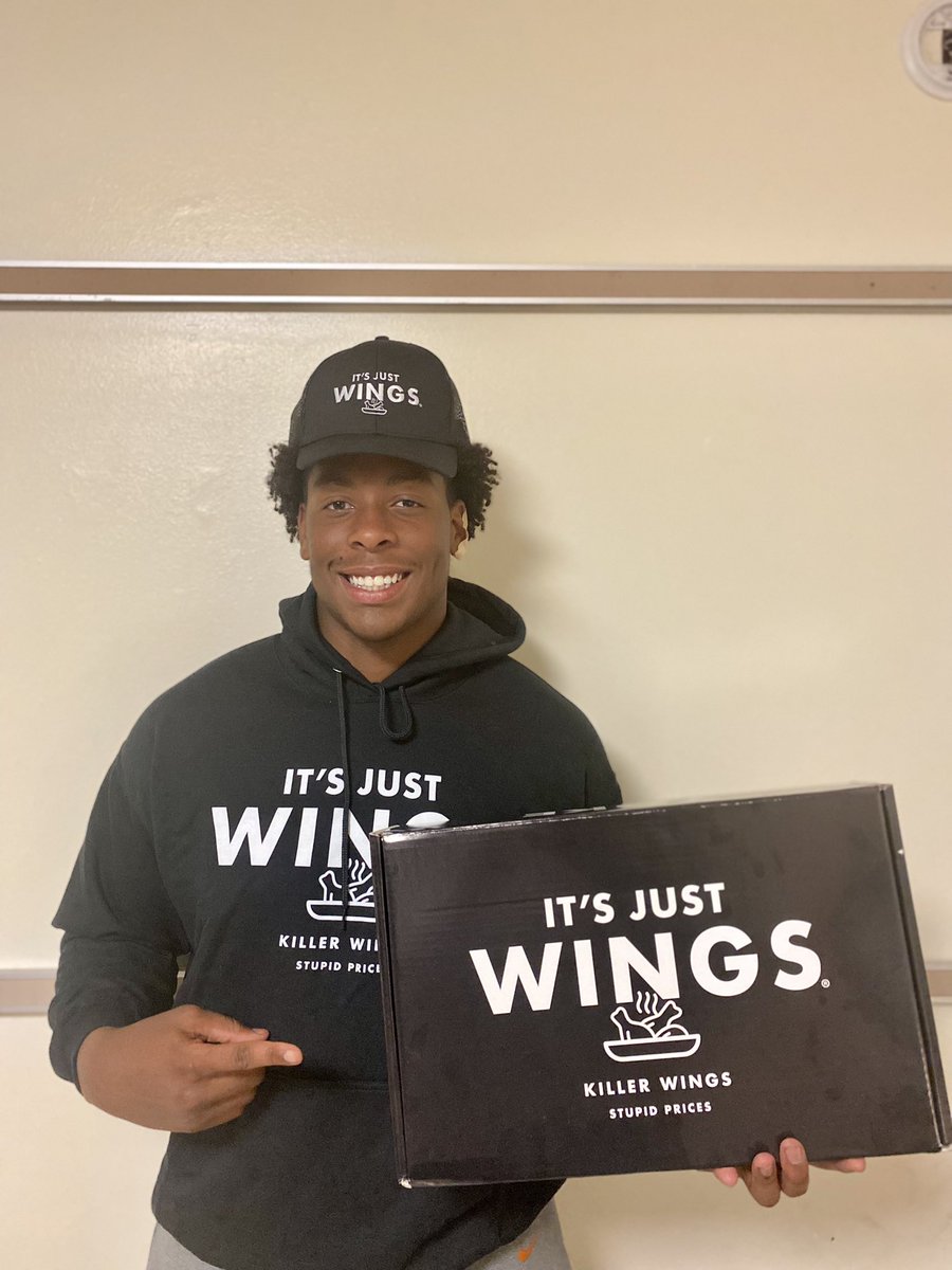 I’m excited to team up with It’s Just Wings for this football season. If you want killer wings delivered to your door, It’s Just Wings is the spot for you. Get FREE DELIVERY if you sign up for their rewards program with my link: ijwin.gs/or000lf1y19qteh
🍗 #Ad
.