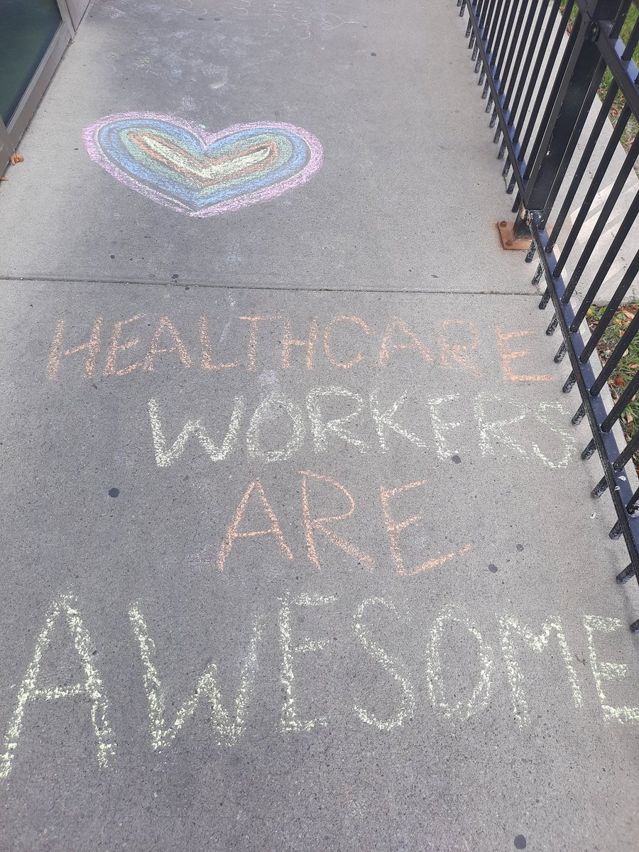 glendaduruptAHS's tweet photo. Healthcare workers are giving their all right now. Such nice messages of support on my walk out of work today.
#PLCPositivity
#PLCCares
#AHSCares
#ReasonToSmileAfterALongDay https://t.co/Axl8mWUFgh