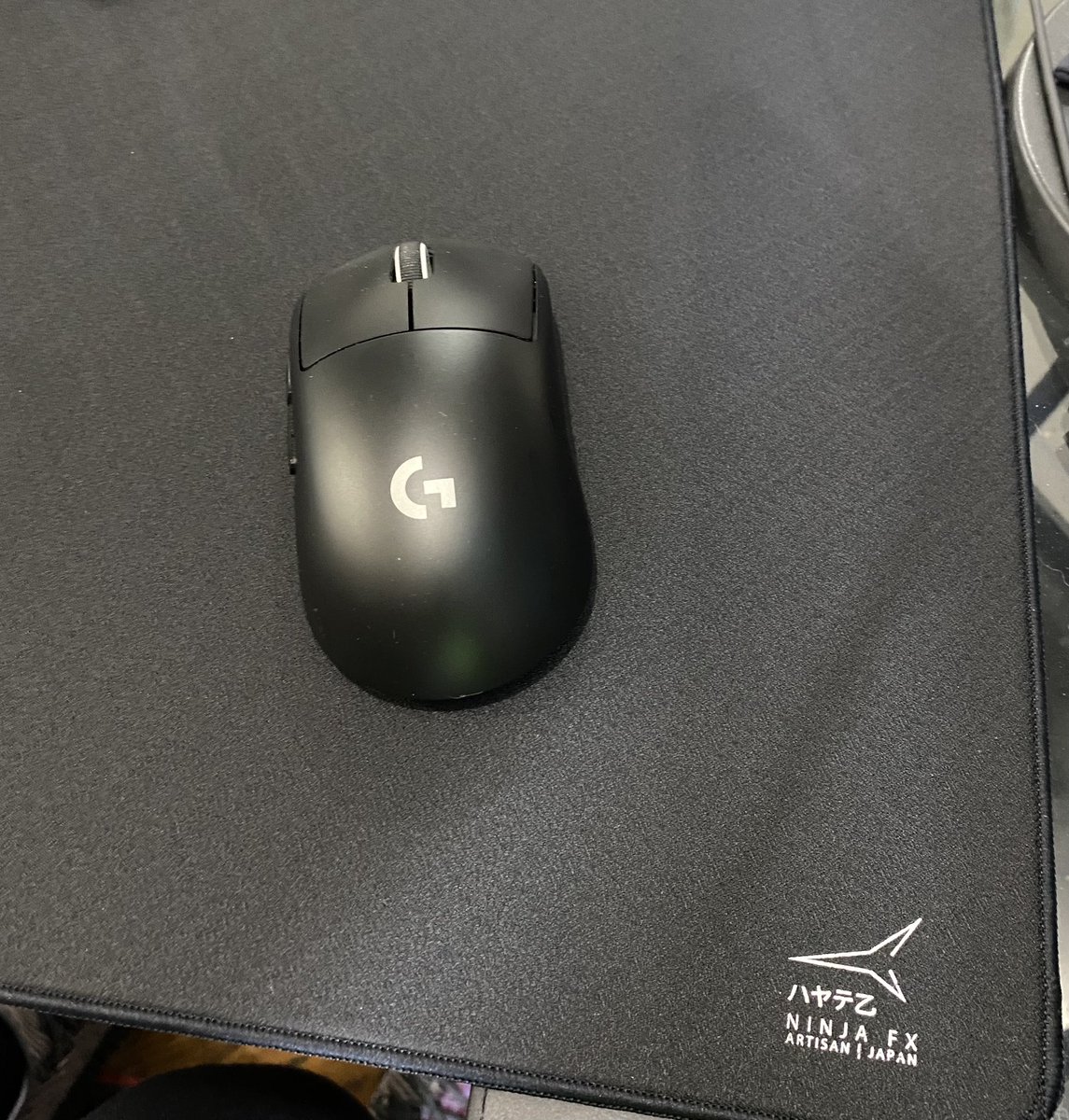 Just got home from work and found my new Artisan Hayate Otsu (Soft) mouse pad waiting for me! Thank you so much @LethalGamingGr 💙