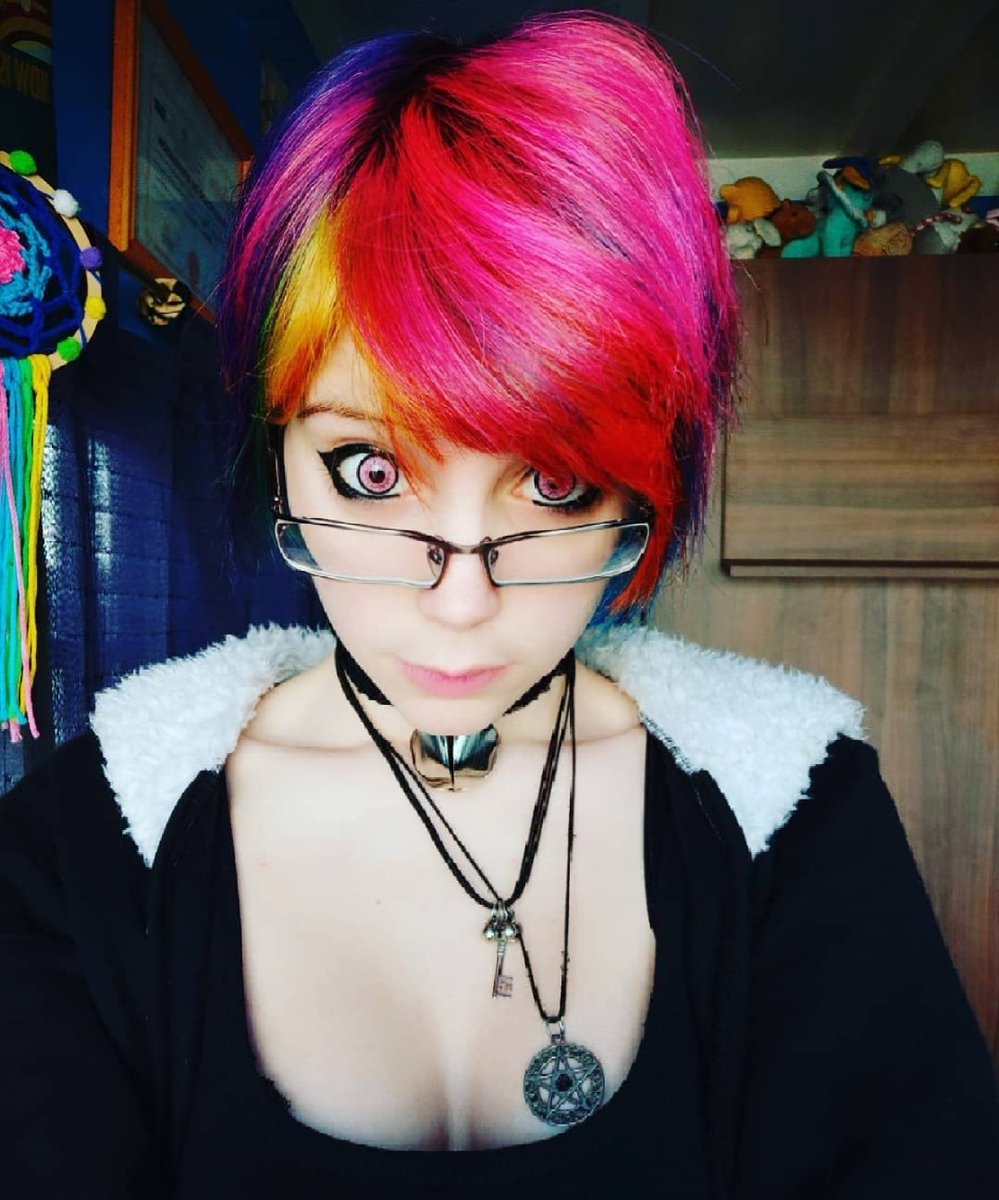 CobainSamara's tweet photo. Arcoiris 🌈🖌️
#pelo #COLORS #anime #otaku #rainboW #FortniteSeason8 #animegirl #animecosplay #SugarDaddys https://t.co/Isd0CflOHl
