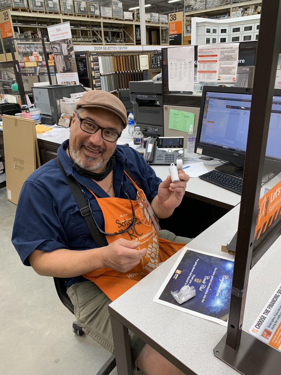 st_johns1324's tweet photo. Work hard get rewarded! Way to go Kat &amp; Sotero on receiving you credit goodies! #ASK @SarahFarrellTHD @LisaLap1315 @Cruising_Kat https://t.co/Uw0f3wOETi