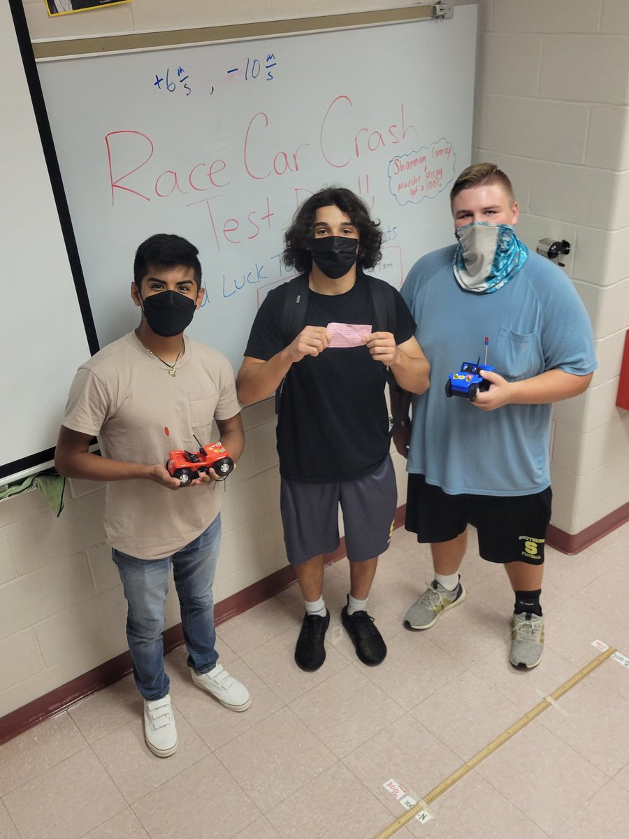 MrGeddesPhysics's tweet image. Congratulations to all the successful Period 8 Advanced Physics lab challenge groups!👏🧠
💯 Jack P, Alex W, &amp;amp; Hannah M
💯 Paul R, Kole L, &amp;amp; Andy M
💯 Ryan S, Drew B, &amp;amp; Tyler S