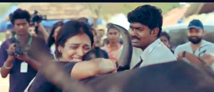 RengarajPriya's tweet photo. Stellar performance by leads🔥@MithunManick &amp; @iamramyapandian They both have lived as their characters Kunnimuthu and Veerayi❤️ More accolades waiting fr you both💐 
@vanibhojanoffl aced as journalist👏
@murugan_vadivel is a natural comedian👌
#RamyaPandian 
#RARAOnPrime https://t.co/ZGeRPbDQgf