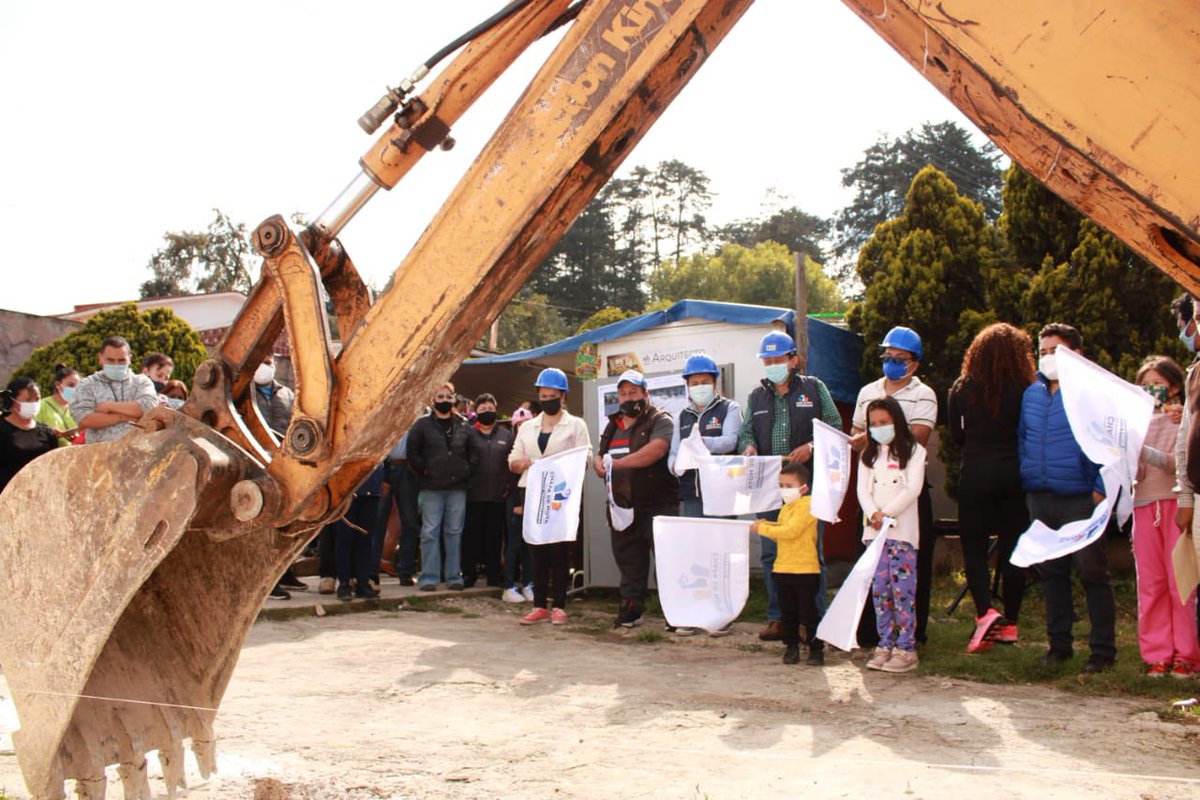 chapa_gm's tweet photo. ✏️En la Cabecera Municipal, iniciamos la Construcción de Locales para la Plaza Gastronómica, continuamos comprometidos con impulsar el comercio en nuestro #ChapaDeMota. 
¡Juntos #SigamosProgresando! 🙌🏻✅ https://t.co/3Luk0kVJog