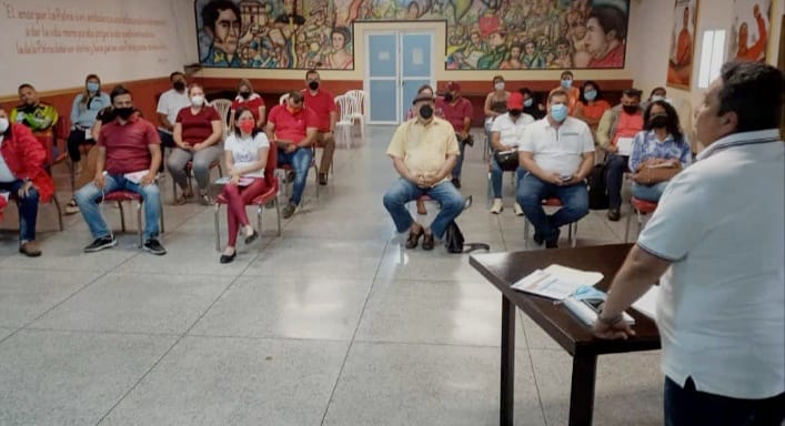 Gerardo4fPsuv's tweet photo. #23Sep Desde el Comando de Campaña Aristóbulo Istúriz, en jornada de evaluación y organización, rumbo a la victoria del pueblo.

Este #21Nov ¡Nosotros Venceremos! 

#VenezuelaDialogaPorLaPaz https://t.co/cH91iHmrfU