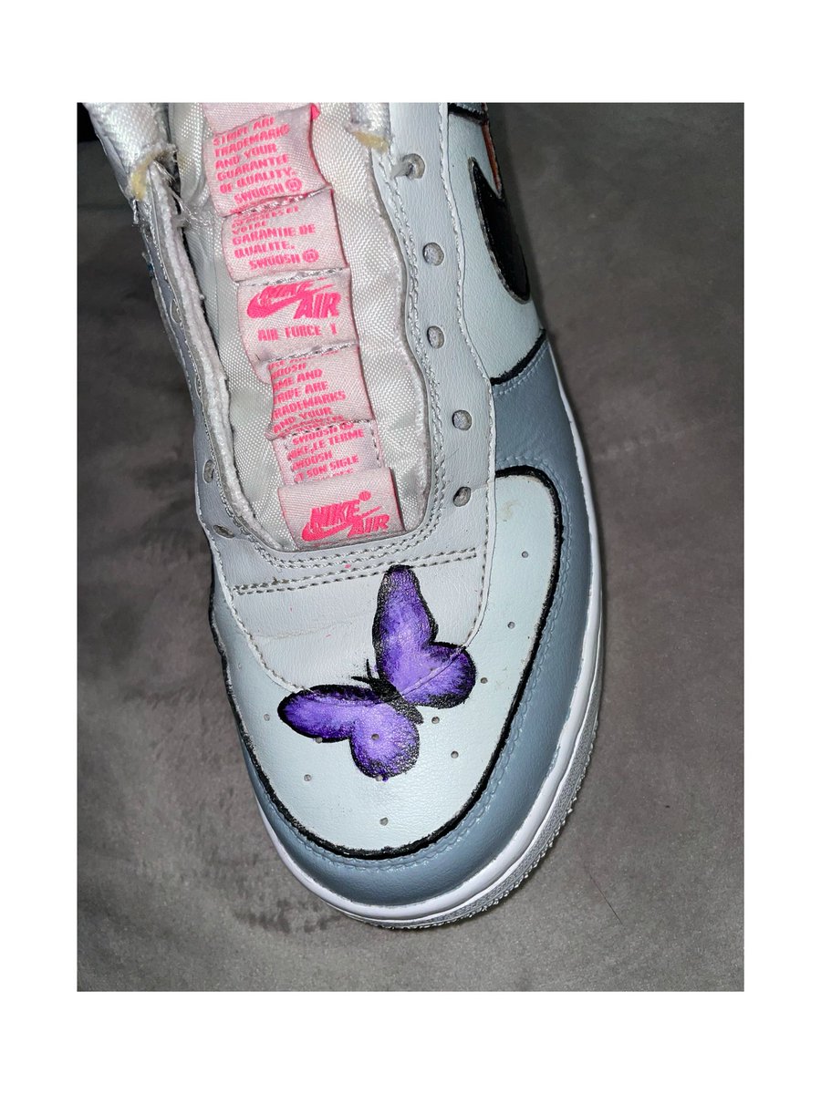 freyashep's tweet photo. I’ve started up a new little venture hand painting new and old leather trainers✨ please RT or follow my insta freyas.customs any support would be appreciated, thank you x https://t.co/Wyu57QPng3