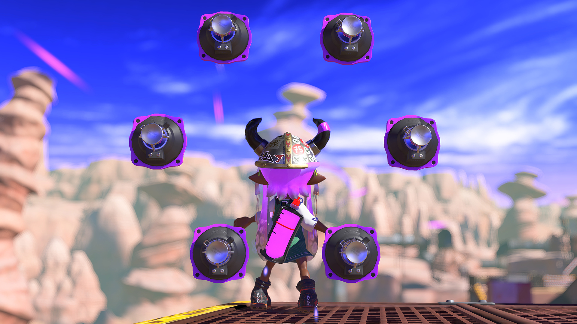 Splatoon スプラトゥーン これは メガホンレーザー5 1ch これもハイカラシティで使われていたスペシャルウェポンの改造品のようだ 浮遊する6基の小型メガホンがそれぞれ自律し 相手を追尾するレーザーで攻撃するぞ バンカラ地方ではハイテク