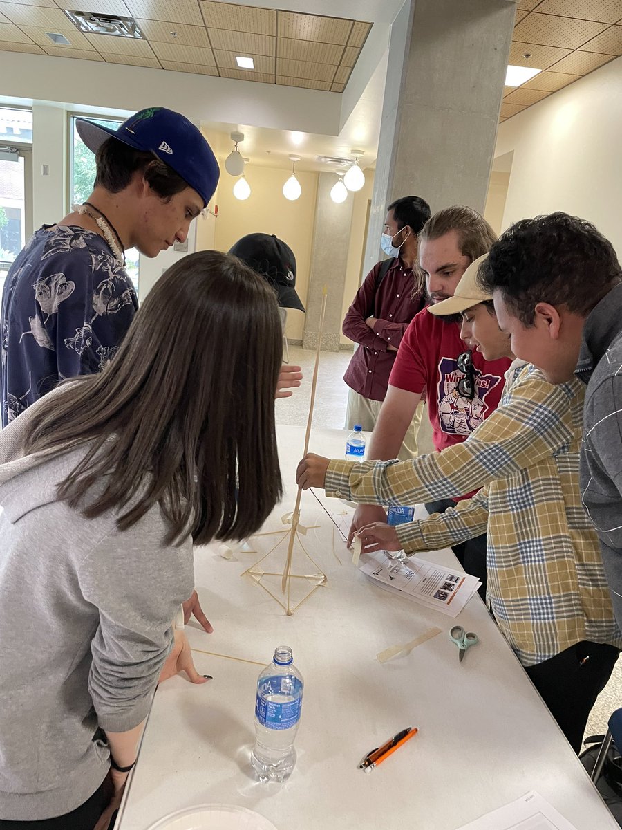 UTEPMechanical's tweet image. Team winners can pick up their prizes tomorrow 🤙
#MajoringMechanical
#AdvancingAerospace