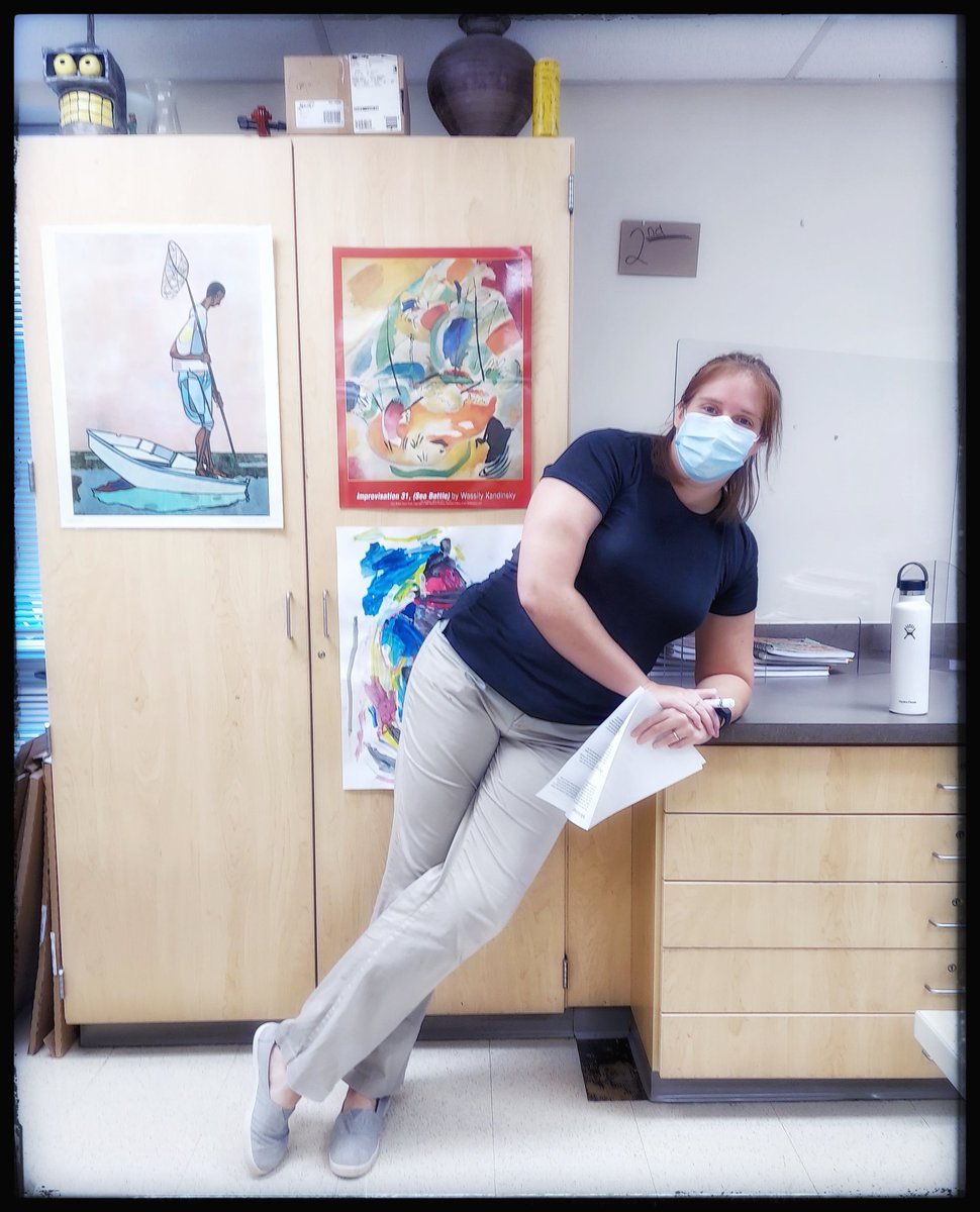SillySusanSilva's tweet photo. Say hello to Ms. Harris, one of the dynamic art teachers at Edison High. I had pleasure of spending time with her &amp; her students. The studio was so quiet you could hear a pin drop as the students focused on their drawings. She even let me tag along for tardy duty!
@MsTlharris2 https://t.co/yaRwyhcwJ0