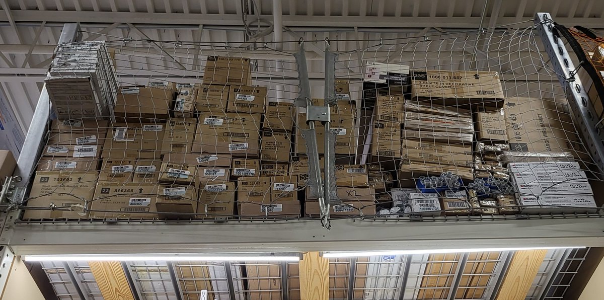 KenMcKe34668382's tweet image. Showing some much needed support in D23 During bay service from full to empty over head. #keepingitstock #METsupport @ehaggggg @MattCramer179 @Melinda11521488 @BFaithD94 @JustinSchleizer @MsMagieMae @cierraewalters1 @Mike__How @MichaelChatham8 @JosephL73362663 @WadeGunnell