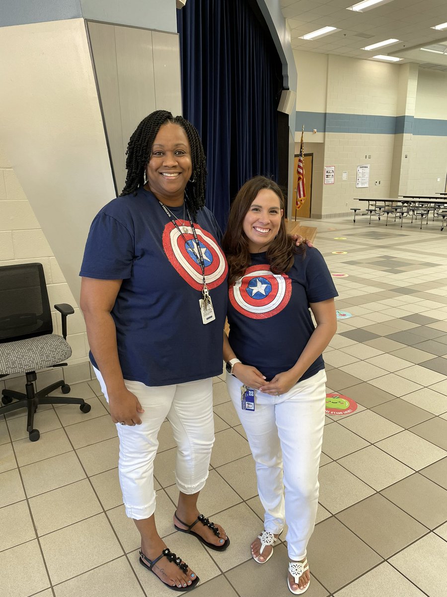 Representing superhero day with Captain America. @mrskochclass <a href="/JohnsonTeachJoy/">Julie Johnson</a> #wearemcneil #mcneilelem