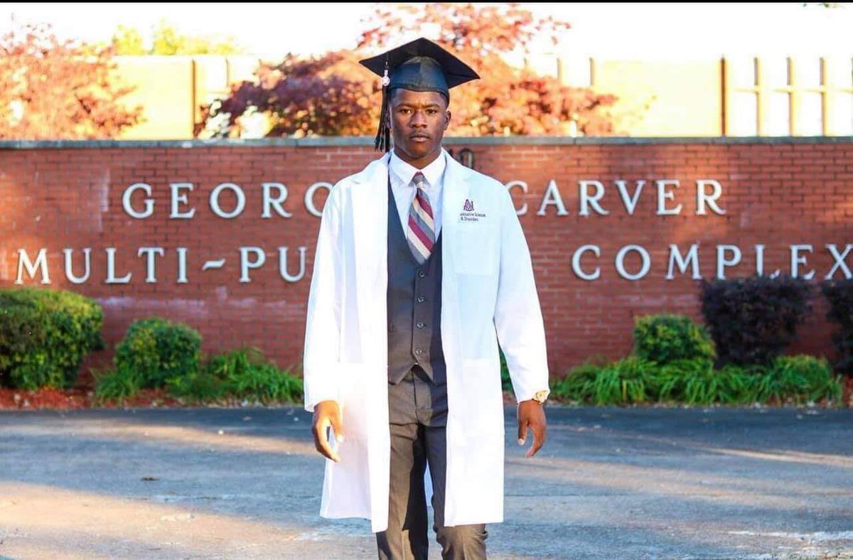 ETA_TAU1906's tweet photo. The Eta Tau Chapter of Alpha Phi Alpha stands in solidarity with the family of Jelani Day In hopes of not only providing support but also a voice that wants answers for our brother. We will advocate and do whatever is necessary to protect our community. 
#JusticeforJelaniDay https://t.co/YiNwQSOqKg