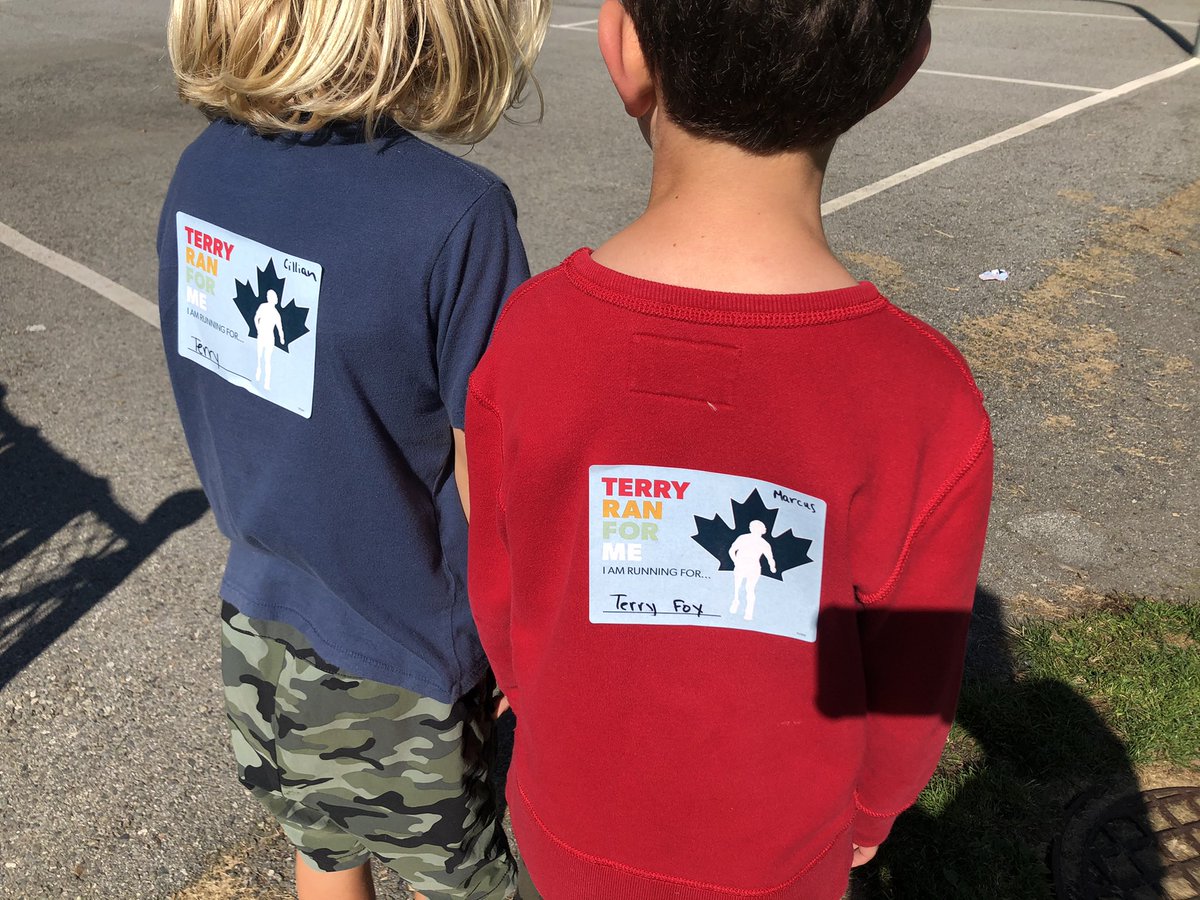 brelloydwv's tweet photo. Today, BICS ran for Terry! What a great day to celebrate our treasured, national hero! @TerryFoxCanada @bics_news #westvaned https://t.co/RHCsU6HWMe