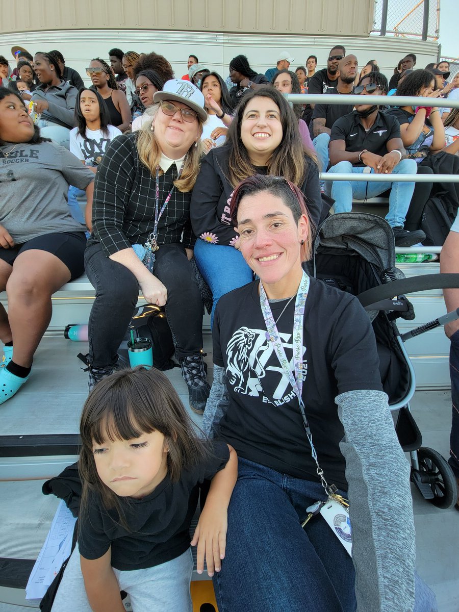Let's go Lions!! <a href="/LoteRandle/">RandleHS_LOTE</a> <a href="/RandleHS/">Randle High School</a> @AbboudRHS <a href="/janettenclark/">Janette Clark</a>