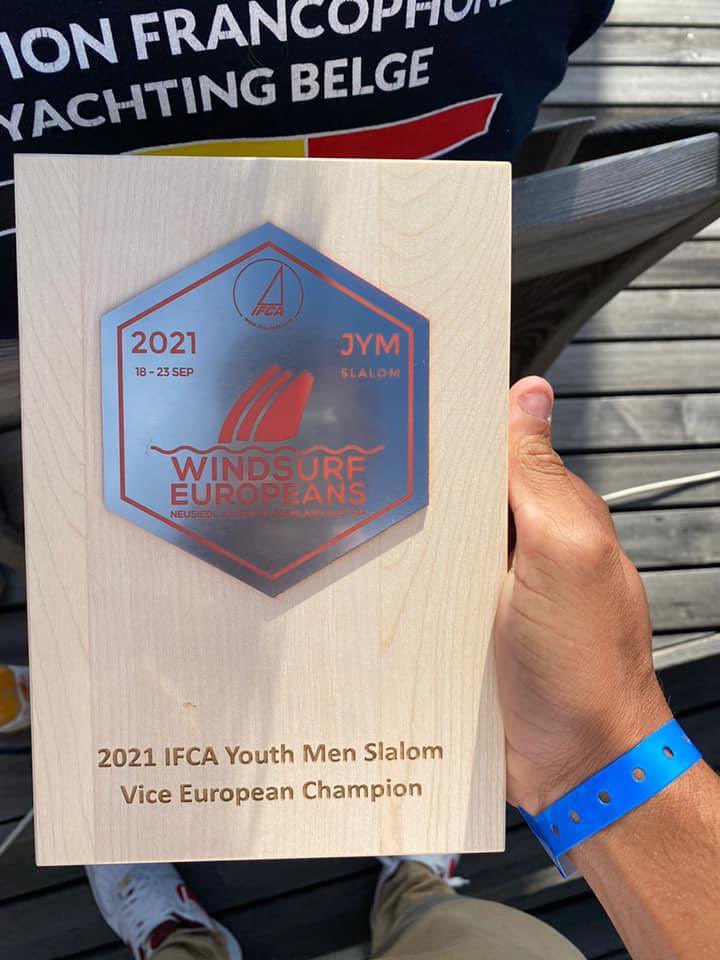 StimpflingEric's tweet photo. #Windsurf 🏆🥈 Lohan Jules, vice-champion d’Europe de slalom 2021 en Autriche ! Lohan,19 ans, est sociétaire du #Catacaraibes à Petit-Bourg. @guadeloupela1e https://t.co/LapW2rkN4q