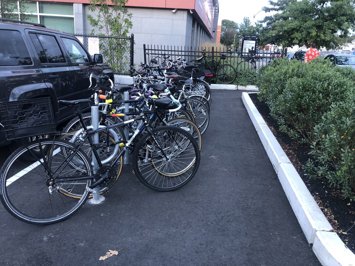Hey @NotchBrewing, Speedway is a great new joint, but you guys need way more bike parking.