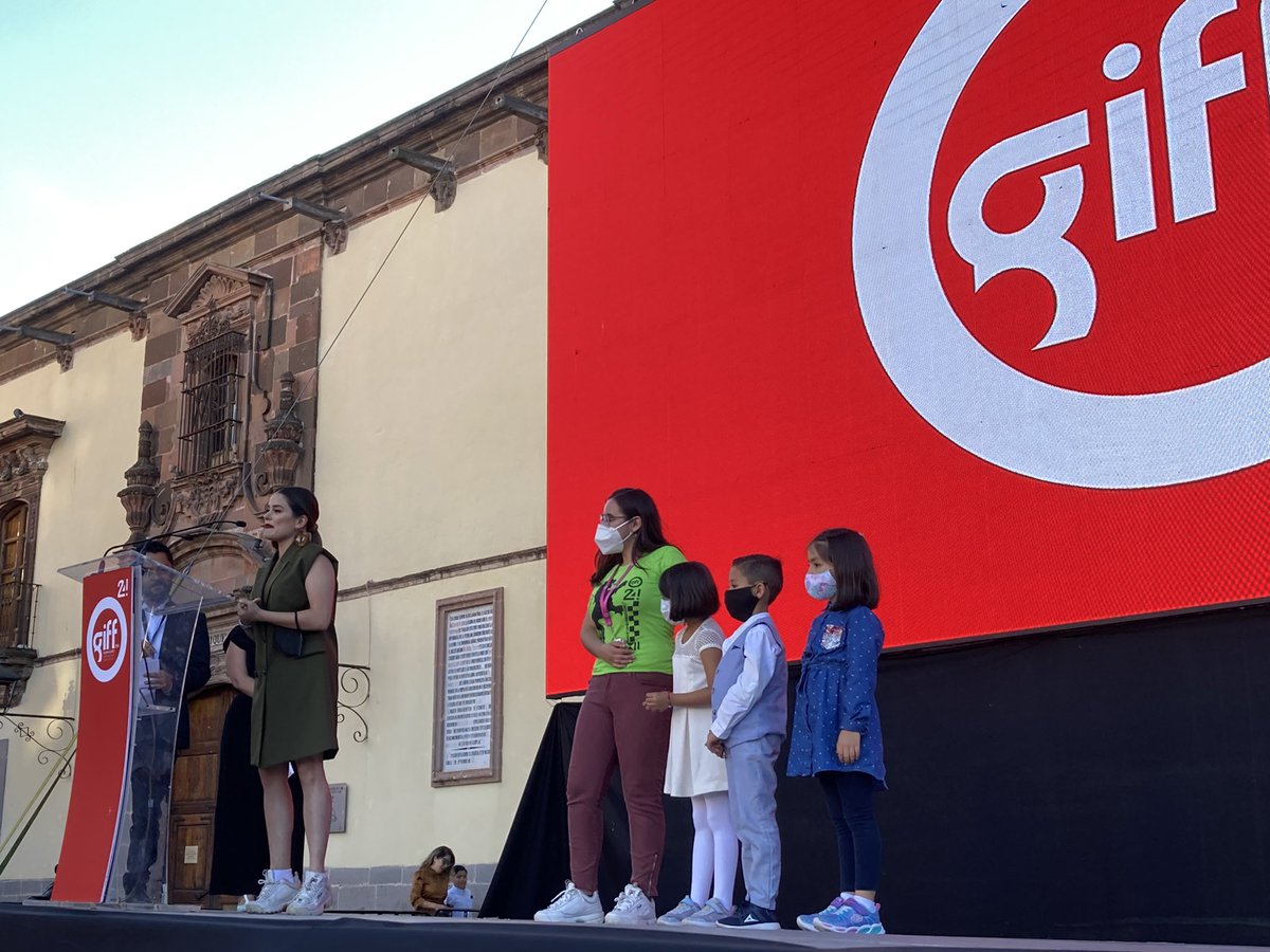 giffmx's tweet photo. Todos ustedes ya son ganadorxs por haber sido parte #RallyGIFF ✨🎬. 
-
@FilmRemedios @RenataShortfilm @SaraJuegaCorto https://t.co/KeZOOBZ4of