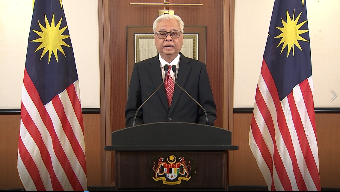 MYNewYorkUN1's tweet photo. At today's 2021 Food Systems Summit #UNFSS2021, YAB PM @IsmailSabri60 expressed 🇲🇾's commitment towards #sustainable #foodsystems. 🇲🇾 is currently developing its National #Agrofood Policy 2.0, which aspires towards national economic development, competitiveness &amp; sustainability. https://t.co/8yjJSzWJ9o