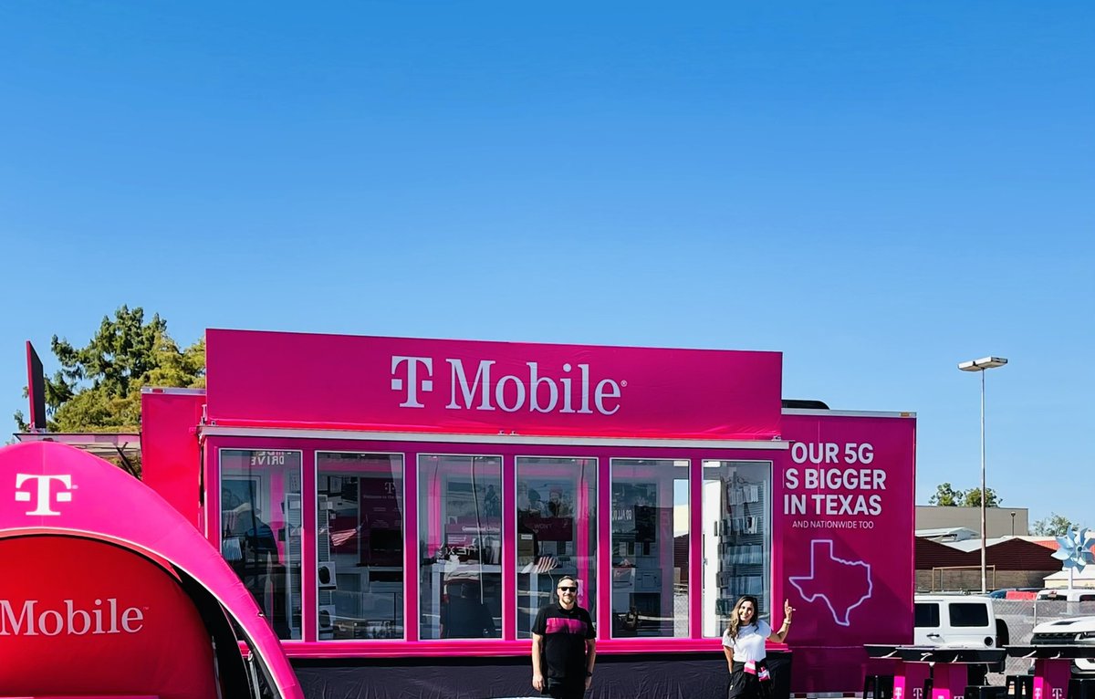 We are ready for the State Fair! The biggest fair in the nation. Everything is BIGGER in Texas and we are doing it BIG this year! <a href="/barrettwiley/">Barrett Wiley</a> #bigTEX #SMRA #Top100 #statefairoftexas