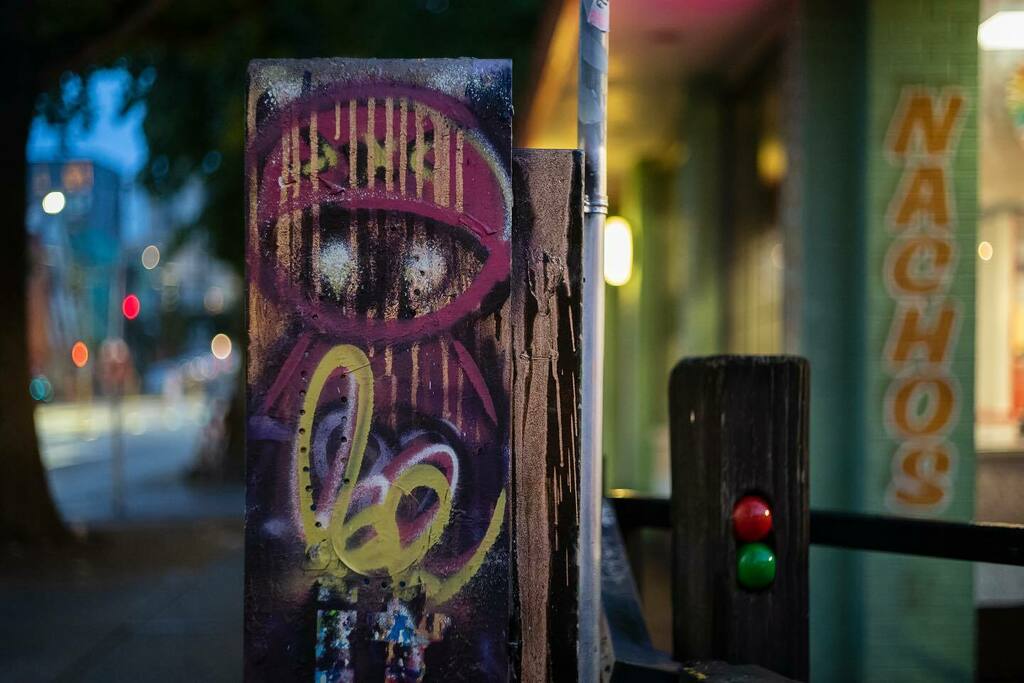 stirwise's tweet photo. Be
.
.
#bethelight #mikuseattle #capitolhillseattle #nightlife #street #streetphotography #seattleafterdark #pikepine #seattlestreet #leicam #leicam10 #summicron #summicron50rigid https://t.co/f9xpVHoXgP