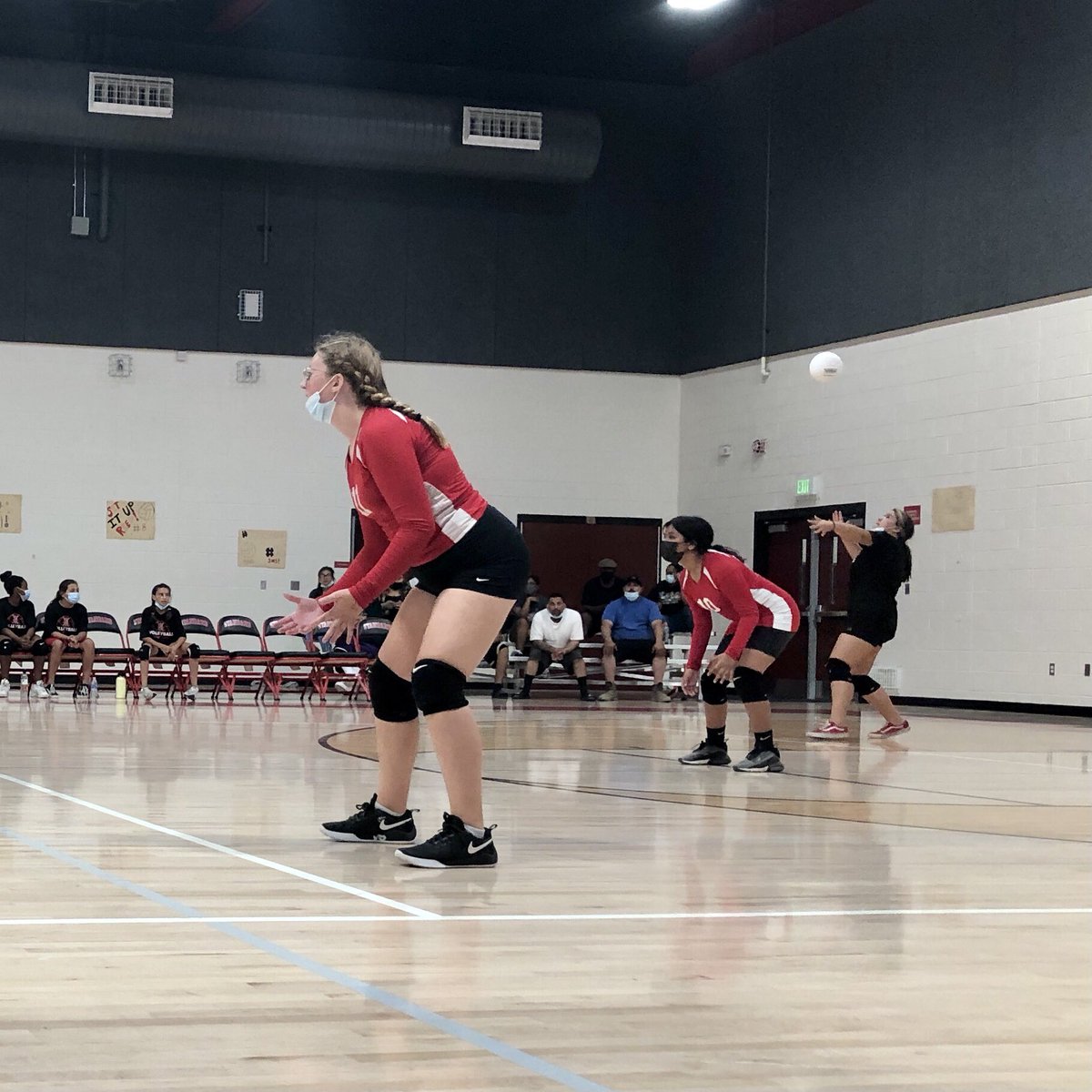 StandardWarrior's tweet photo. Standard Warrior Volleyball against the Thompson Timberwolves. Our Warrior Cheerleaders were loud and proud. #SSDWeCare https://t.co/9wkchMnUtP