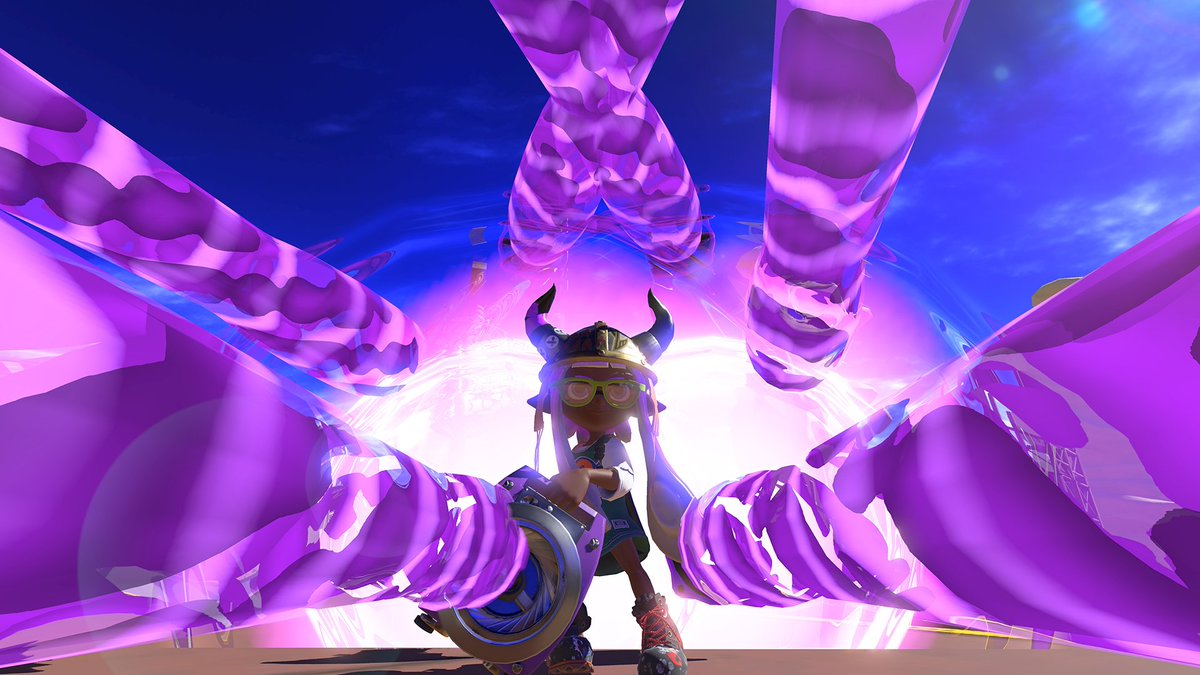 SplatoonSRLab's tweet image. This is the Killer Wail 5.1. It also appears to be a modified version of a special weapon from Inkopolis. The six floating megaphones move autonomously and attack with lasers that chase enemies. For such a dusty place, it seems the Splatlands are brimming with shiny tech!