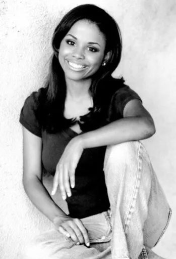Happy heavenly birthday to Michelle Thomas 