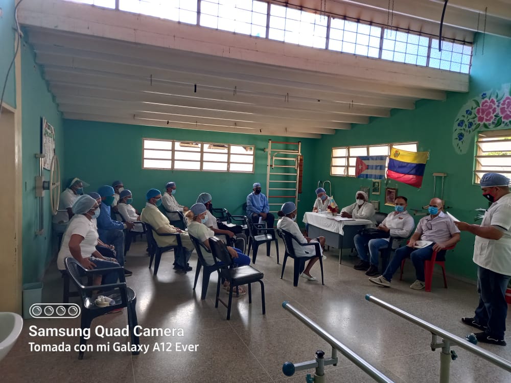 IselMartha1964's tweet photo. Continúa con éxito intercambio con los colaboradores en el Estado Aragua, excelentes resultados en nuestro CDI Victoria Sur , Viviremos y Venceremos 
@SurCdi 
@cubacolabora 
@cubacooperaven 
#CubaSalvaVidas 
#HeroesDeLaSalud https://t.co/MrISk7YMsx