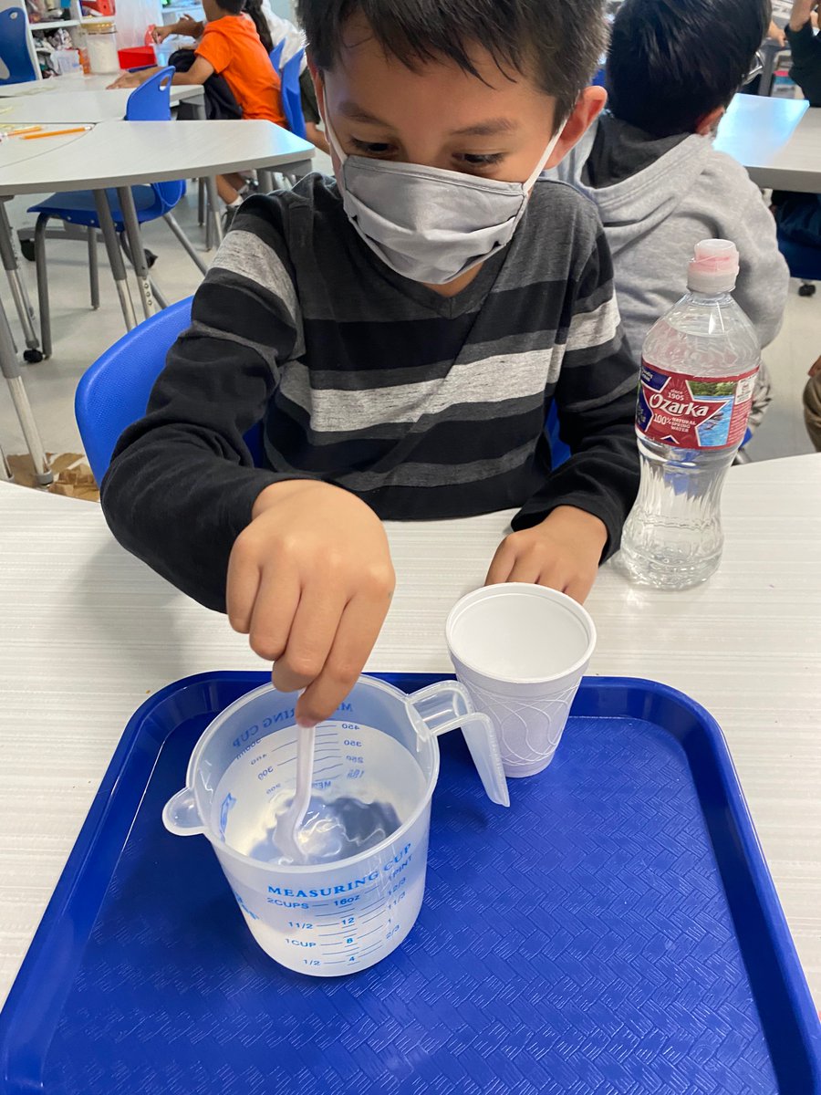 🎉2nd grade <a href="/IESCougars/">Igo Elementary School</a> love Science ❤️