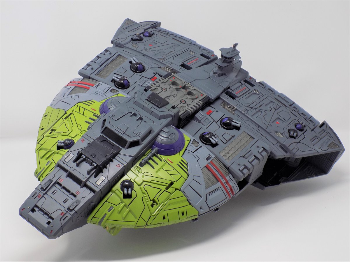 ChromeTyranno's tweet image. "WFC-Kingdom:  Titan Class Tidal Wave"
With new 3D printed parts designed by @Sam_Makes_Toys 
Paintwork and general assembly by yours truly. 
(Retweets appreciated as always)