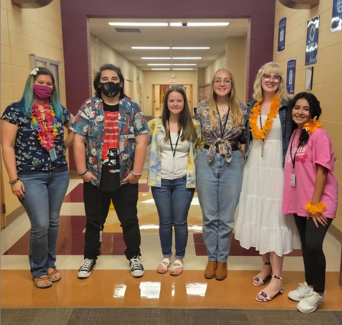 PelionPanthers's tweet photo. H2O Day was a success! Here are just a few of the Hawaiian/mermaid outfits and accessories spotted around campus today!
#PelionHomecoming #PHSHoCo2021 #Homecoming2021 #PelionPride #PelionHighSchool https://t.co/o45UxO2Muj