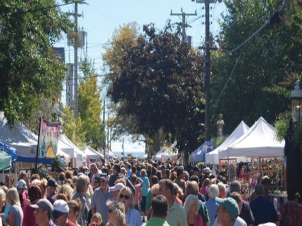madbattercm's tweet photo. Oktoberfest 2021 is coming up September 25th - A perfect reason to come visit! Celebrate the famous Bavarian tradition in Cape May, NJ with a German promenade full of authentic music and food. https://t.co/pBTHE2S5qa https://t.co/oEfv3q47Pe
