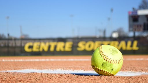 So excited to announce my verbal commitment to Centre College!! Thank you so much to all of my teammates, coaches, and most importantly my parents for always supporting me. Can’t wait to be a Colonel!!💛🖤 <a href="/CentreCSoftball/">Centre Softball</a> <a href="/04_house/">Smash House 04 Premier</a> #GoldRush #rollkerns