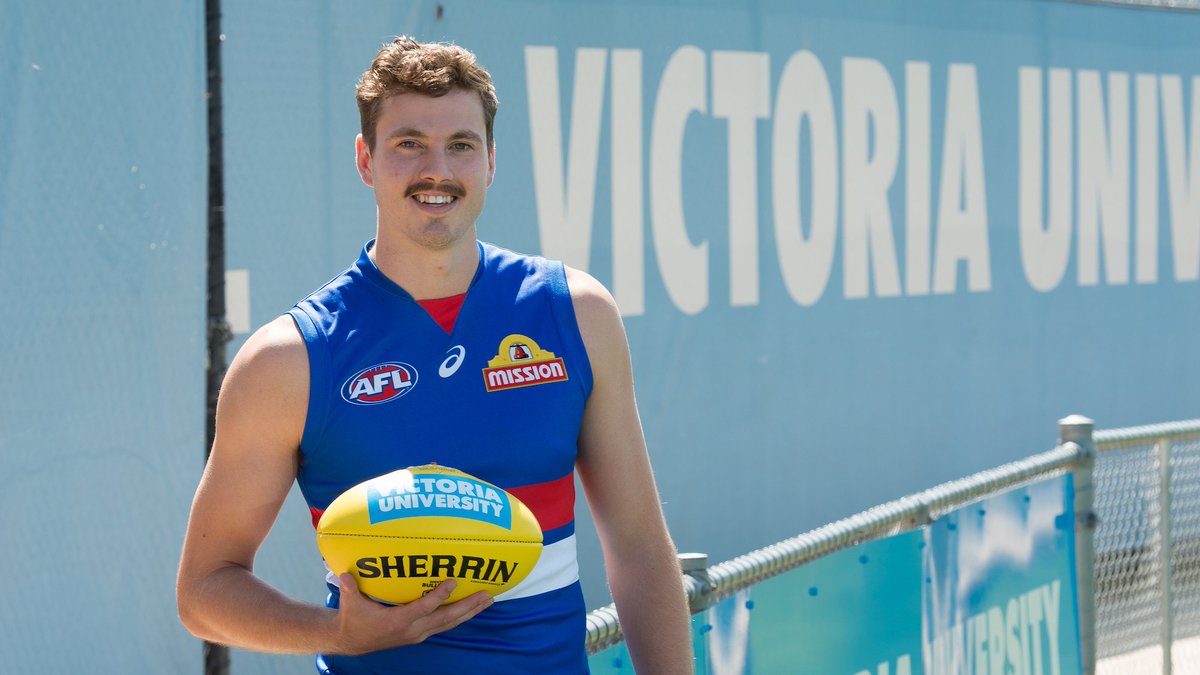 • Easton Wood (Bachelor of Sport Science)
• Josh Dunkley (Bachelor of Business)
• Marcus Bontempelli (Bachelor of Business)
• Zaine Cordy (Bachelor of Business)