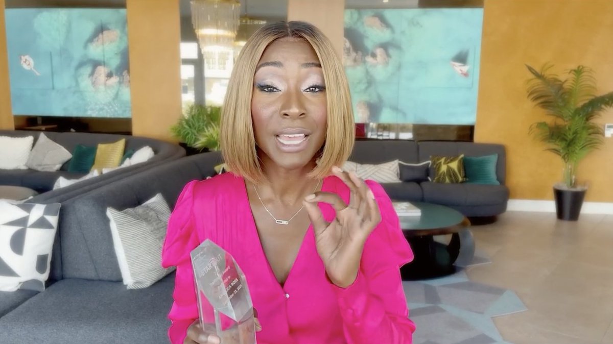 techmarketingsf's tweet image. Oh @angelicaross is such an inspiration! Congrats on the @StartOut Trailblazer Award!! Thanks for your words of wisdom -- that all of us all need to start somewhere. Serve our community. Start a business. Support an org. Do something. #SOA2021 #StartOutAwards #LGBTQ #transgender