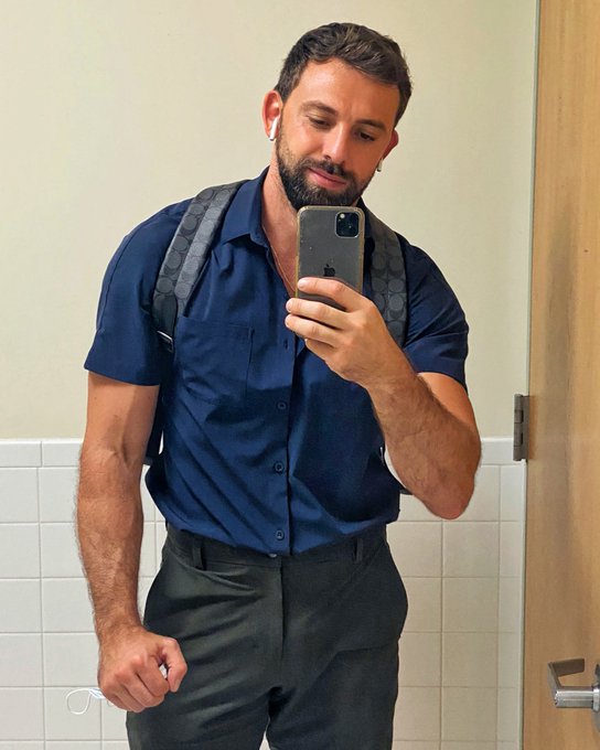 Dress me up https://t.co/LttUyApWns