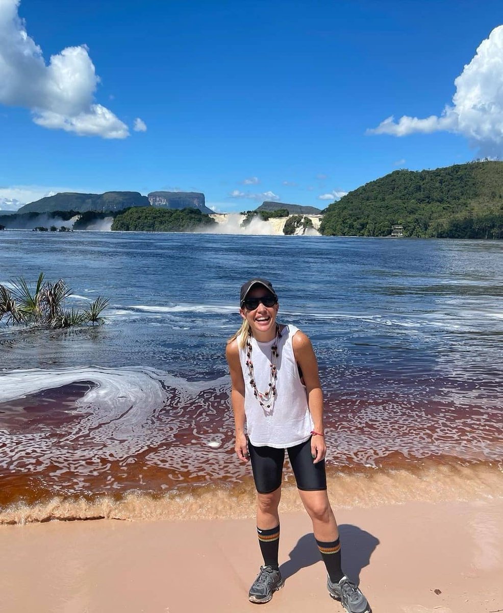 💚 Recordar es vivir 💚 hermoso #TBT de los momentos mágicos que compartimos con <a href="/chantalbaudaux/">Chantal Baudaux</a> 🌱

instagram.com/p/CULr1wpsUAT/…