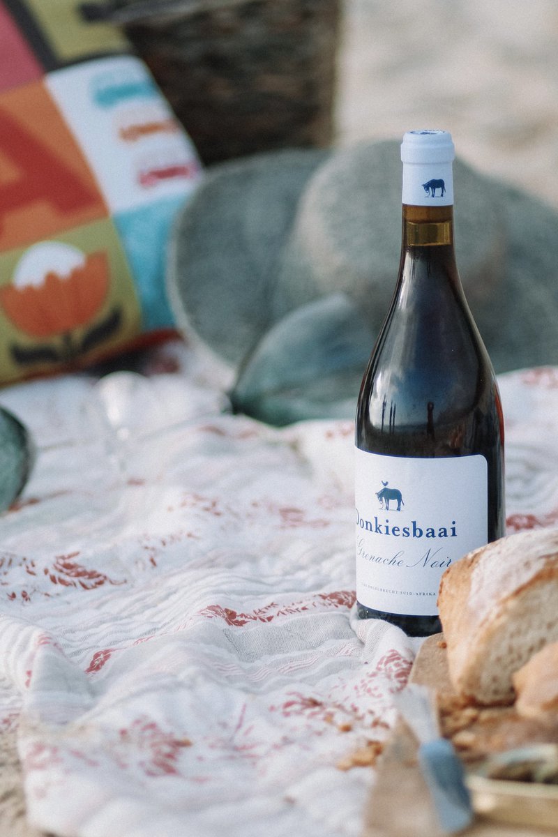Happy Heritage Day fellow South Africans, or as we like to call it, Donkiesb(r)aai Day! 🇿🇦

#happyheritageday #donkiesbraaiday #donkiesbraaidag #braaiday #braaidag #heritageday #donkiesbaai #wyntyd #winetime