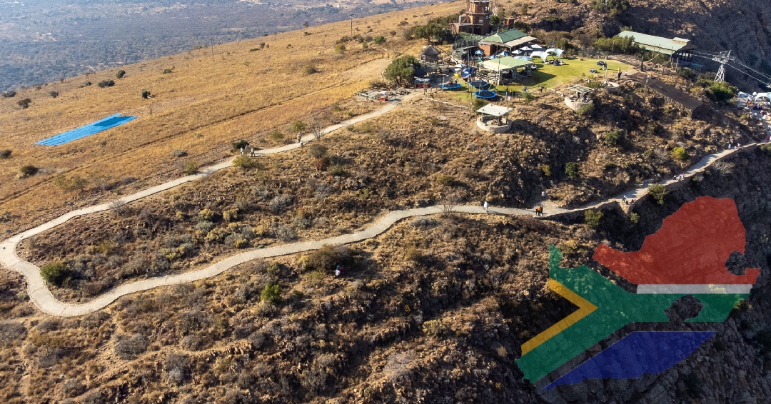 Happy Heritage Day from all of us here at the Hartbeespoort Aerial Cableway ❤️

We hope you all have a special day. 🇿🇦 hartiescableway.co.za/boost-n-bounce