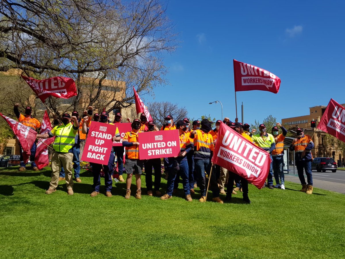 UnitedWorkersOz's tweet photo. In Adelaide today, SA Water workers showed they would stand up for fair treatment in the face of bosses who have failed at every step to make a reasonable offer. In taking on the fight, they are standing up for their families and their communities. #unionpower #sapol @theTiser https://t.co/ABCXSvjddE