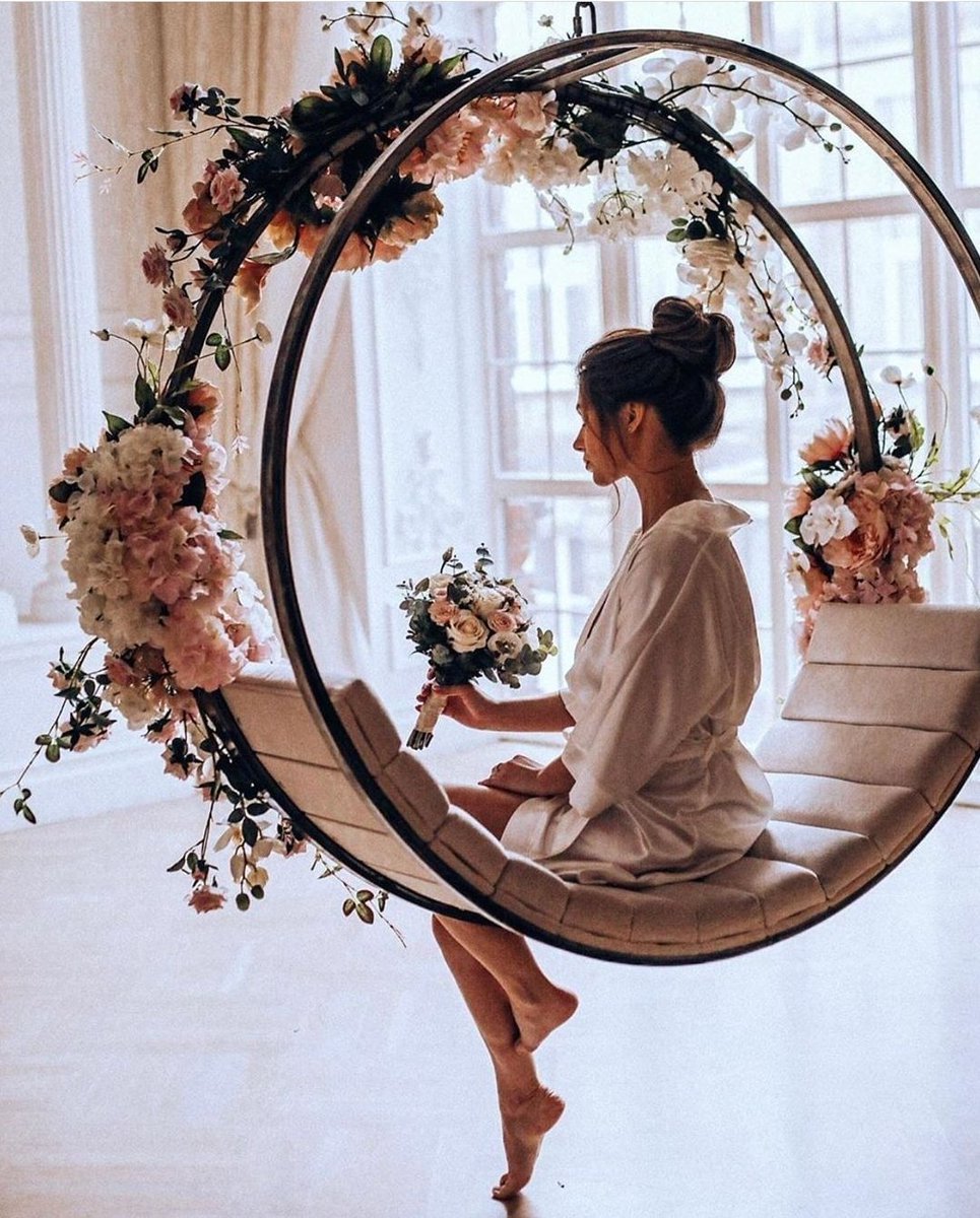 YourWedLive's tweet photo. A small silence for you. Your wedding day can pass with a flash, try to steal a few precious moments for yourself, just to breath and take in your big day. Once you have said your I Do's take a little time out with your partner. Those mini  moments matter 💞 https://t.co/ylwi6b9dxA