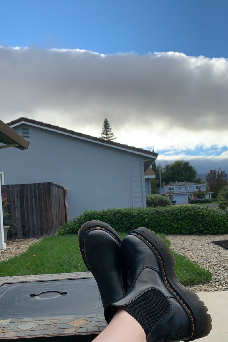 SkylerNLacey's tweet photo. I can’t get over this stupid head cold, but at least i’ve got a nice view and I don’t have Covid? Happy #SecondDayOfFall #RSJ108 @BednarskiACE https://t.co/tzWoEJYumZ