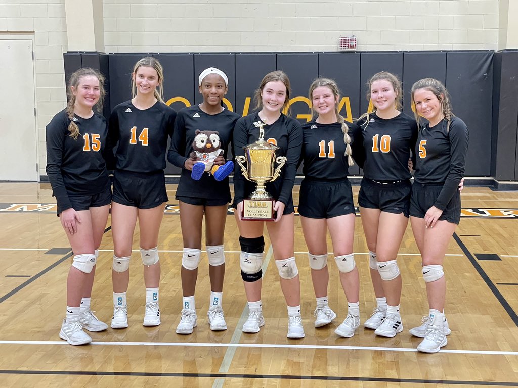 MTCS__MSvball's tweet photo. Cougars end the season 21-0 after a 2-0 (25-9, 25-8) win in the semifinals against DCA and a 2-0 (25-14, 25-12) win in the Championship against Goodpasture.

Undefeated season and the 2021 TIAA District CHAMPS!
@MTCSAthletics https://t.co/E6BTjgnDCO