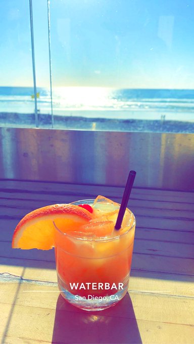 Need a getaway 🤪🤪🤪 #couplesvacation https://t.co/uoHEN8XM6E<a href="/tag/couplesvacation"class="tags">#couplesvacation</a>