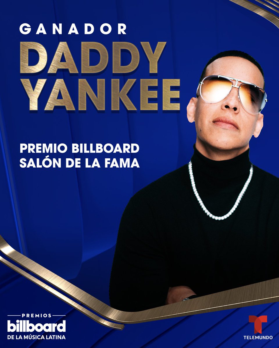 Telemundo's tweet photo. Aplausos para @daddy_yankee por ser el primer artista de género urbano en recibir el premio Billboard Salón de la Fama. #Billboards2021 https://t.co/rYCldMh2Hn