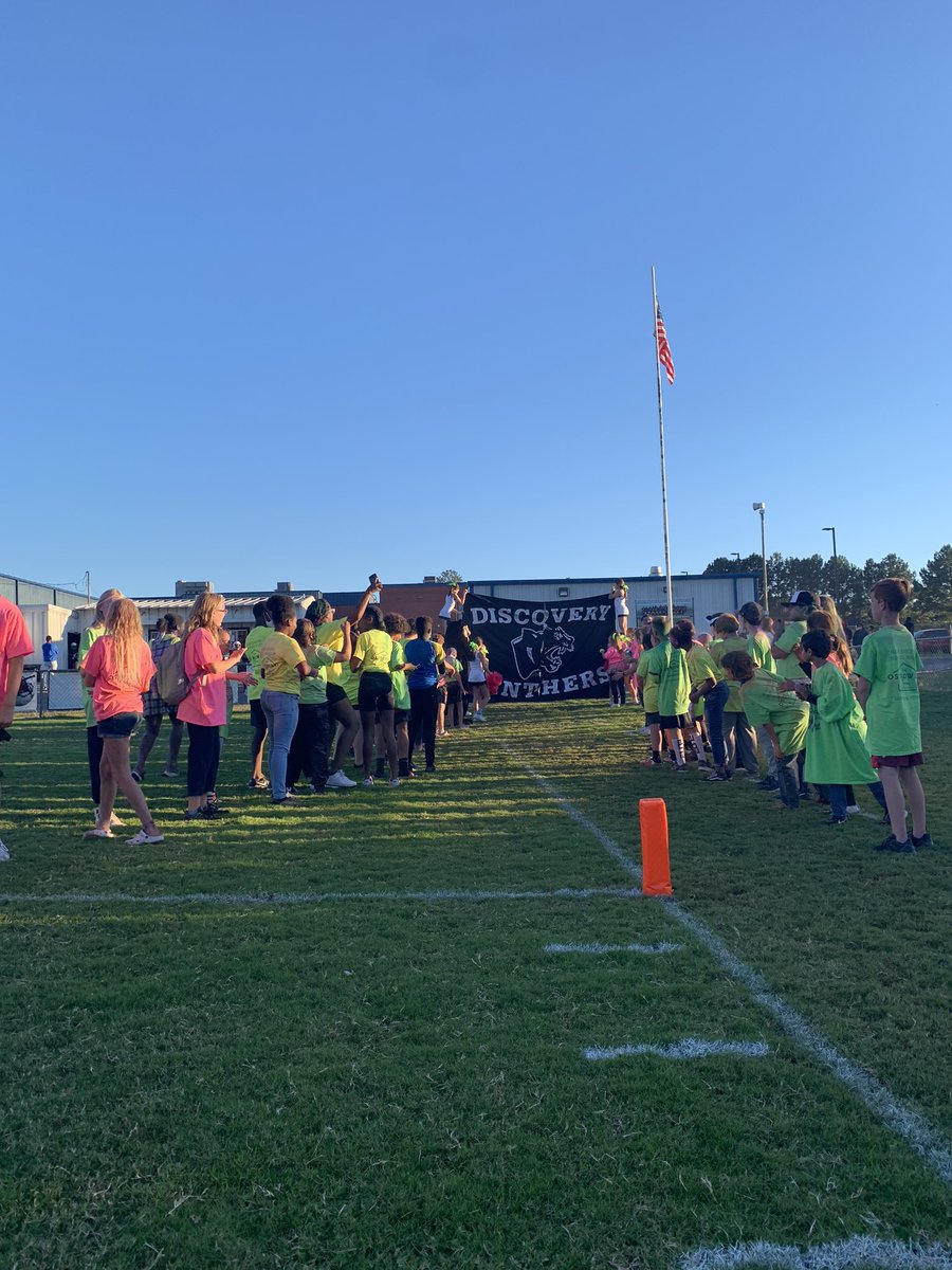 Rebecca Page (@senora_page) on Twitter photo Panther Gameday—nothing like it. Neon color throw, students in the spirit line with cheer/dance, an extra tuba player in our amazing band, & an undefeated football team. What a night! 🏈 🎵 📣 🐾 <a href="/DMSPanthers1/">Discovery Middle</a> #mcslearn #dmslearn <a href="/jenney_merritt/">Jenney Merritt</a> Panther Gameday—nothing like it. Neon color throw, students in the spirit line with cheer/dance, an extra tuba player in our amazing band, & an undefeated football team. What a night! 🏈 🎵 📣 🐾 <a href="/DMSPanthers1/">Discovery Middle</a> #mcslearn #dmslearn <a href="/jenney_merritt/">Jenney Merritt</a>