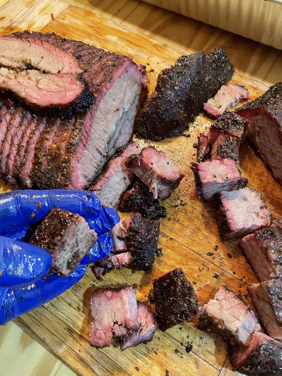 veterans_bbq's tweet image. Here are some pictures of who we are and some of our work. Big things coming for us very soon!!! Follow us and be part of our family. #brisket #BBQ #reverseflow
