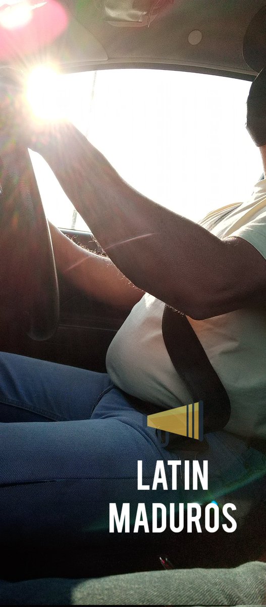 latin2021's tweet photo. Me ligue a este taxista bien rico y tiene buena polla https://t.co/w2gEmZanj2